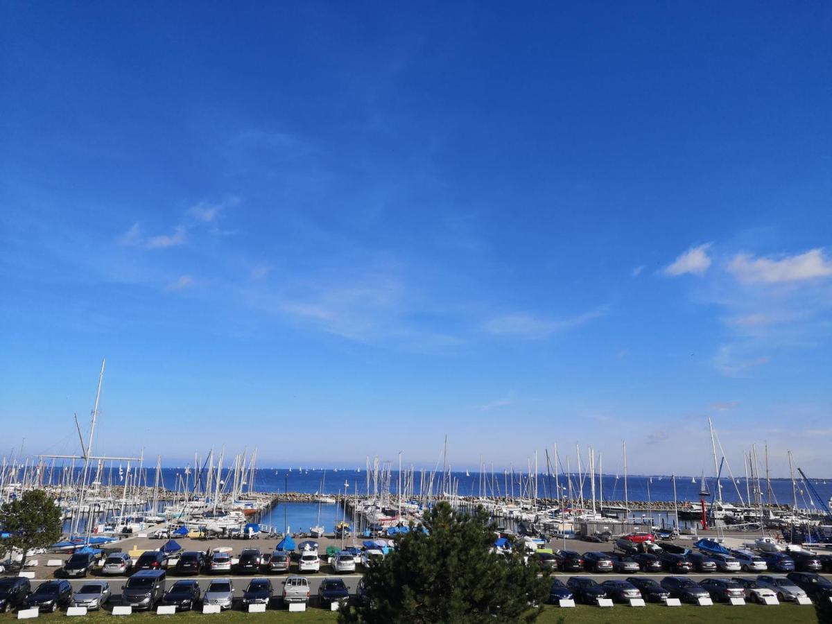Sunny Seaside Apartment Киль Экстерьер фото